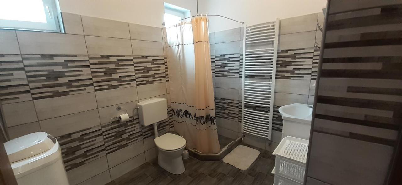 Rozika Apartman Ii. Hajdúszoboszló Esterno foto