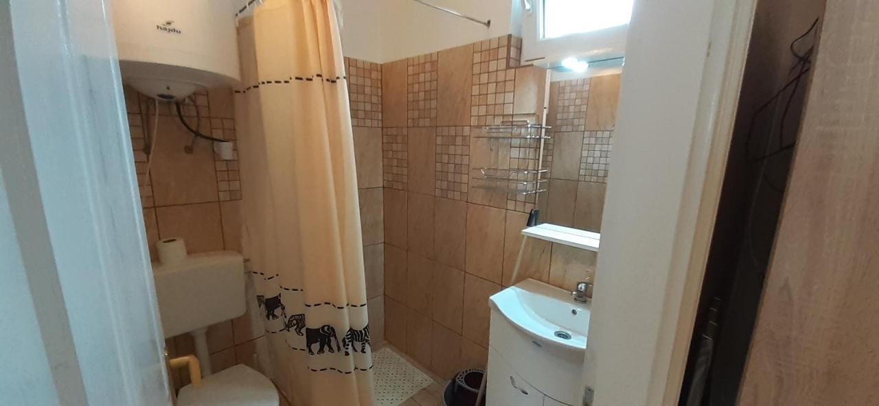 Rozika Apartman Ii. Hajdúszoboszló Esterno foto